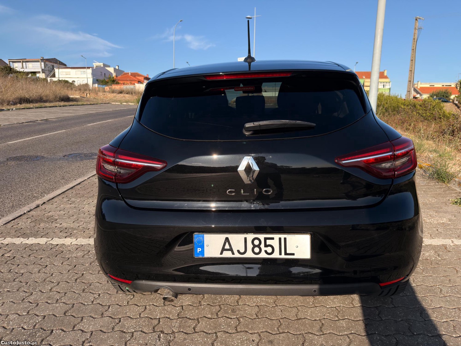 Renault Clio Clio V 1.0 TCe Limited - 21 — photo 3