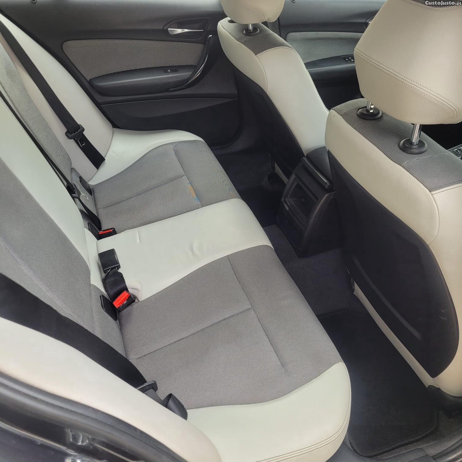 BMW 118 dA Line Urban — fotografia 2