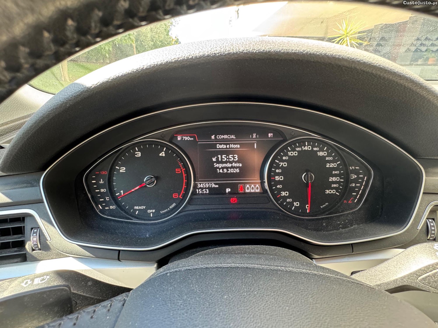 Audi A4 Avant - 18 — photo 2