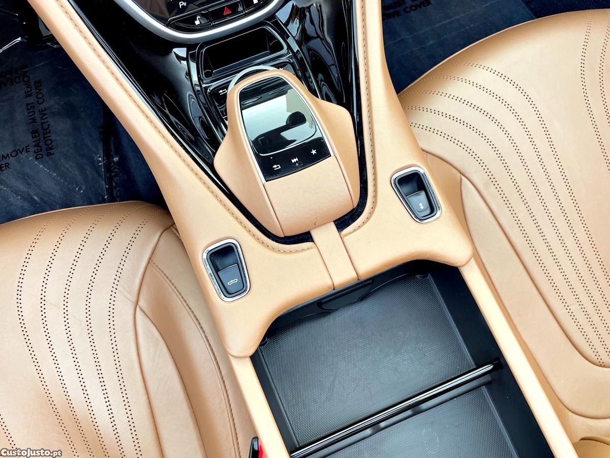 Aston Martin Volante DB11 — fotografia 39
