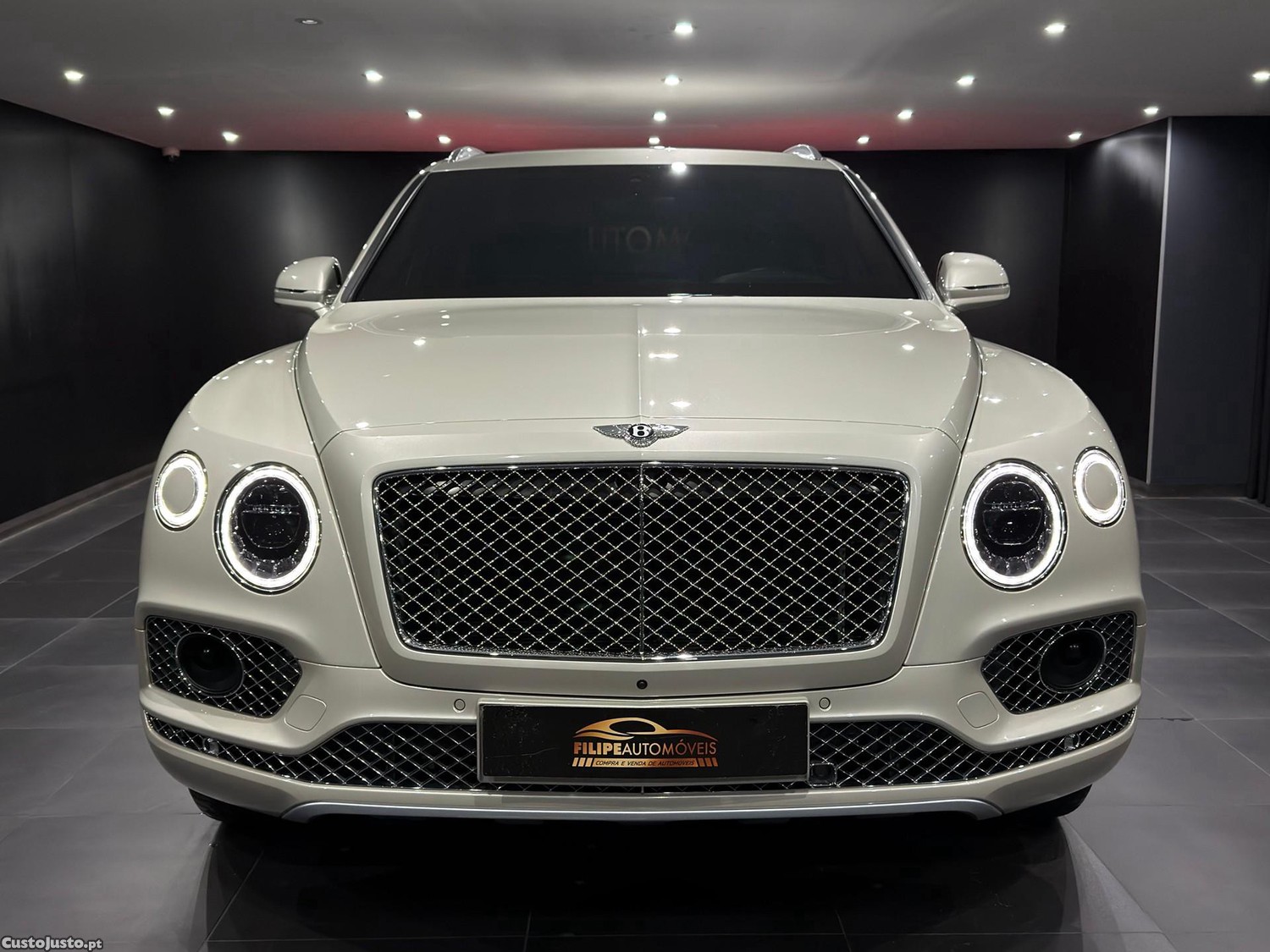 Bentley Bentayga Hybrid - 21 — photo 2
