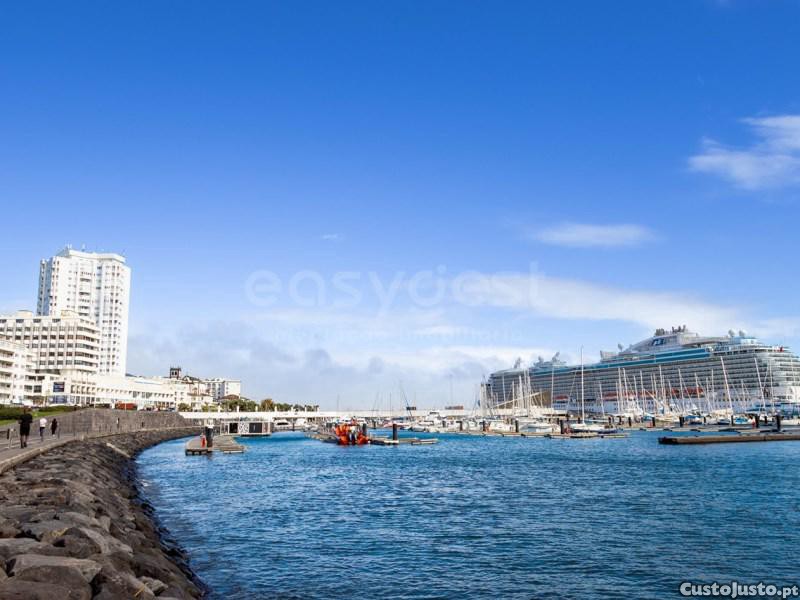 Apartamento Em Construção Na Cidade De Ponta...