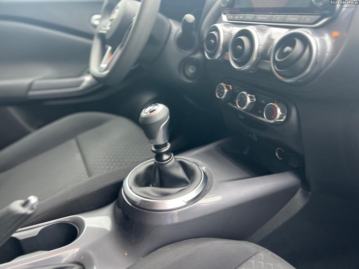 Nissan Juke 1.0 DIG-T Acenta — fotografia 15