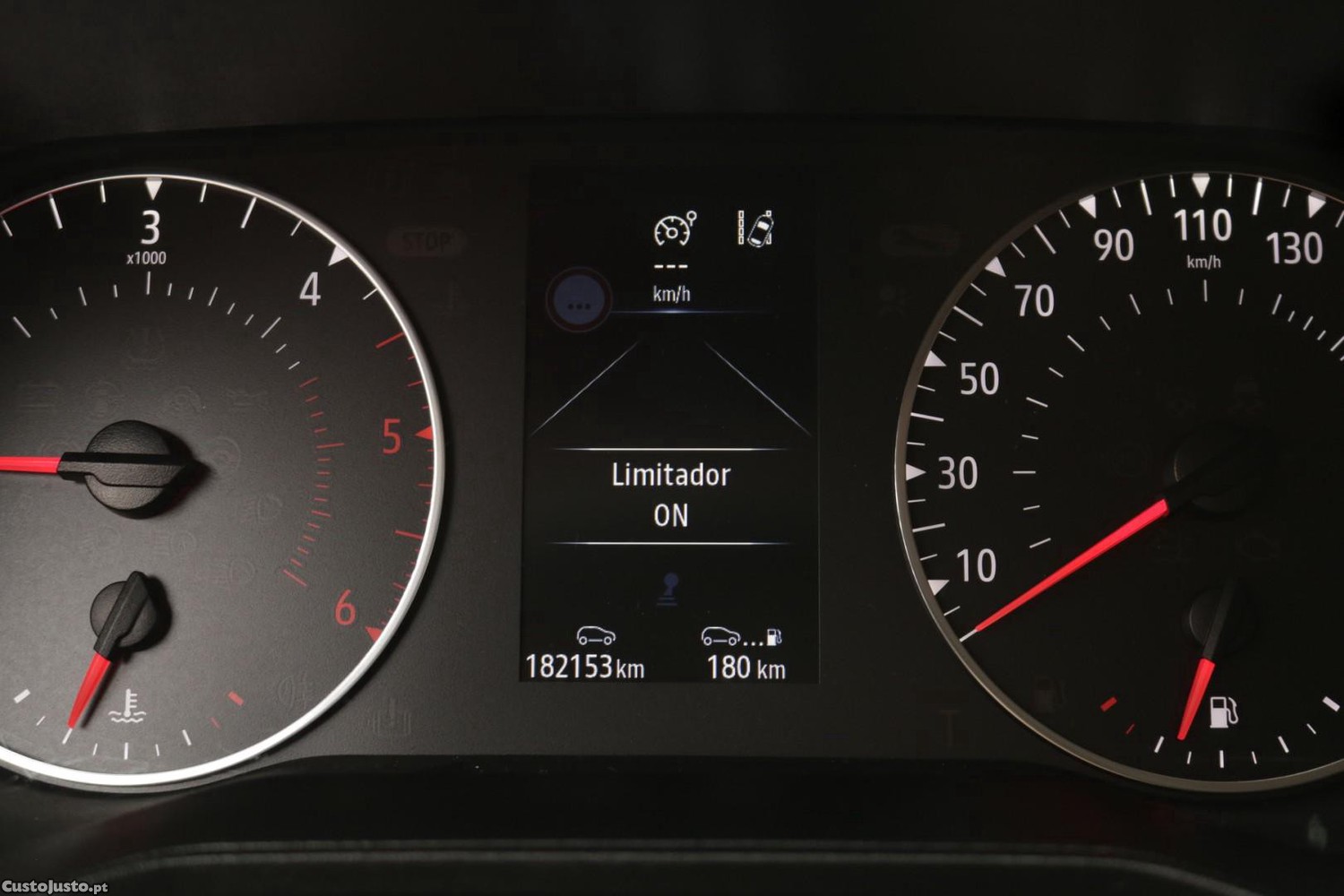 Renault Clio 1.5 Blue DCI Evolution 100cv — fotografia 18