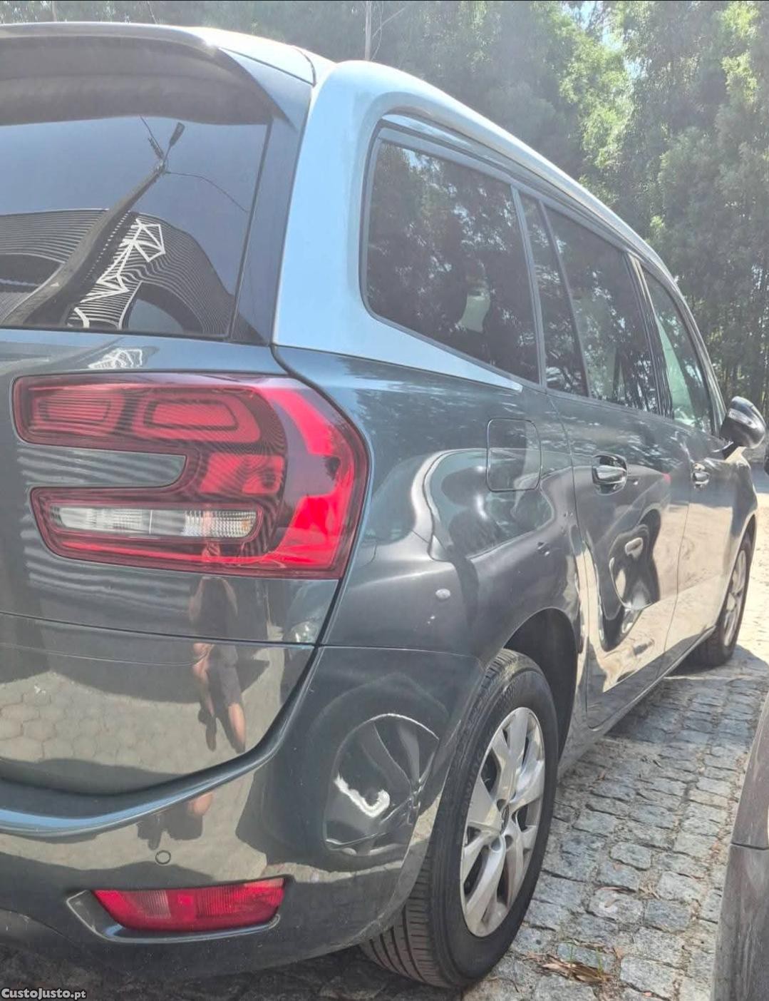 Citroën C4 Picasso 7 lugares - 17 foto 3
