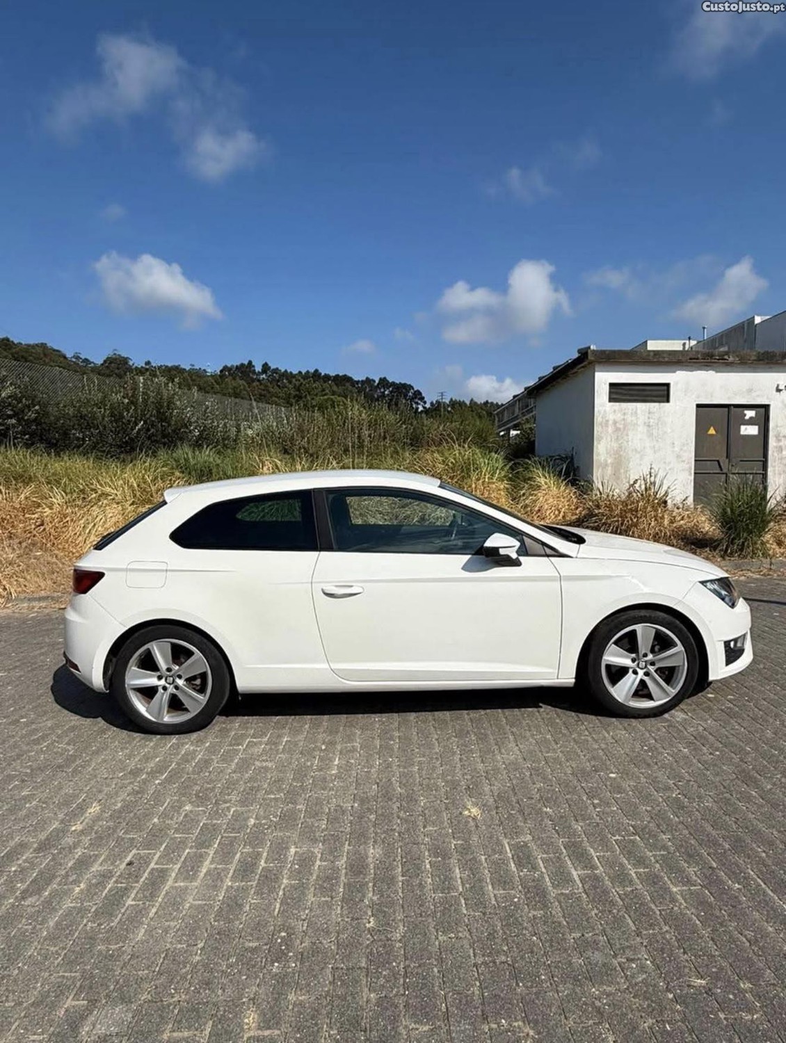 Seat Leon Seat Leon FR SC 2.0 TDI 184cv - 3 portas - 13 — photo 3