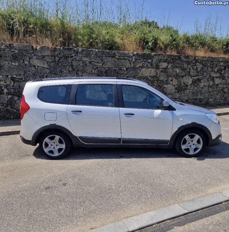Dacia Lodgy Stepway - 17 foto 5