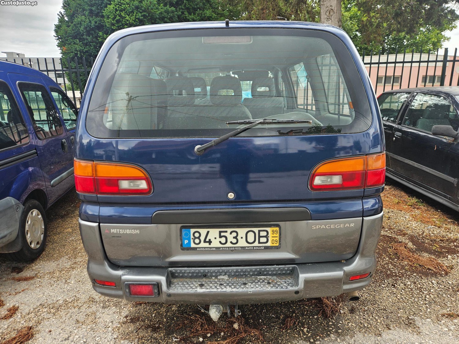 Mitsubishi Space Gear 2500 — fotografia 6