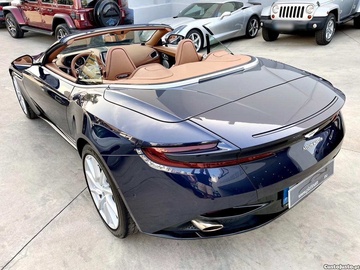 Aston Martin Volante DB11 — fotografia 8