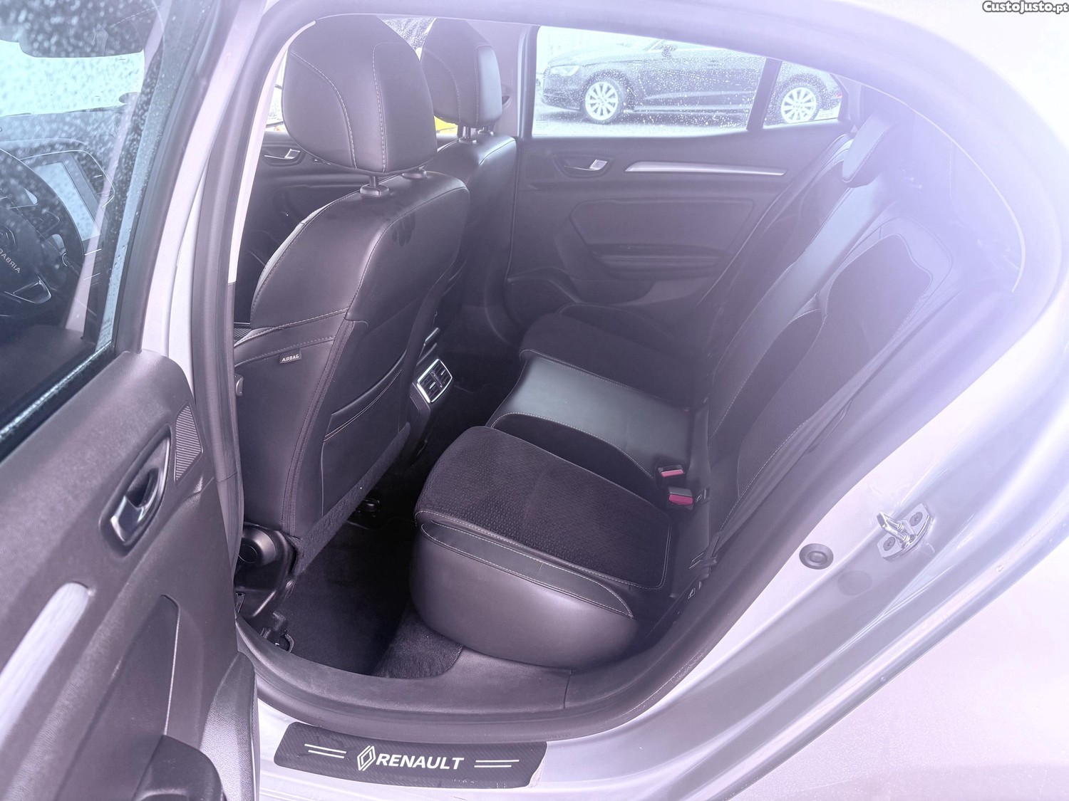 Renault Mégane Automático — fotografia 3