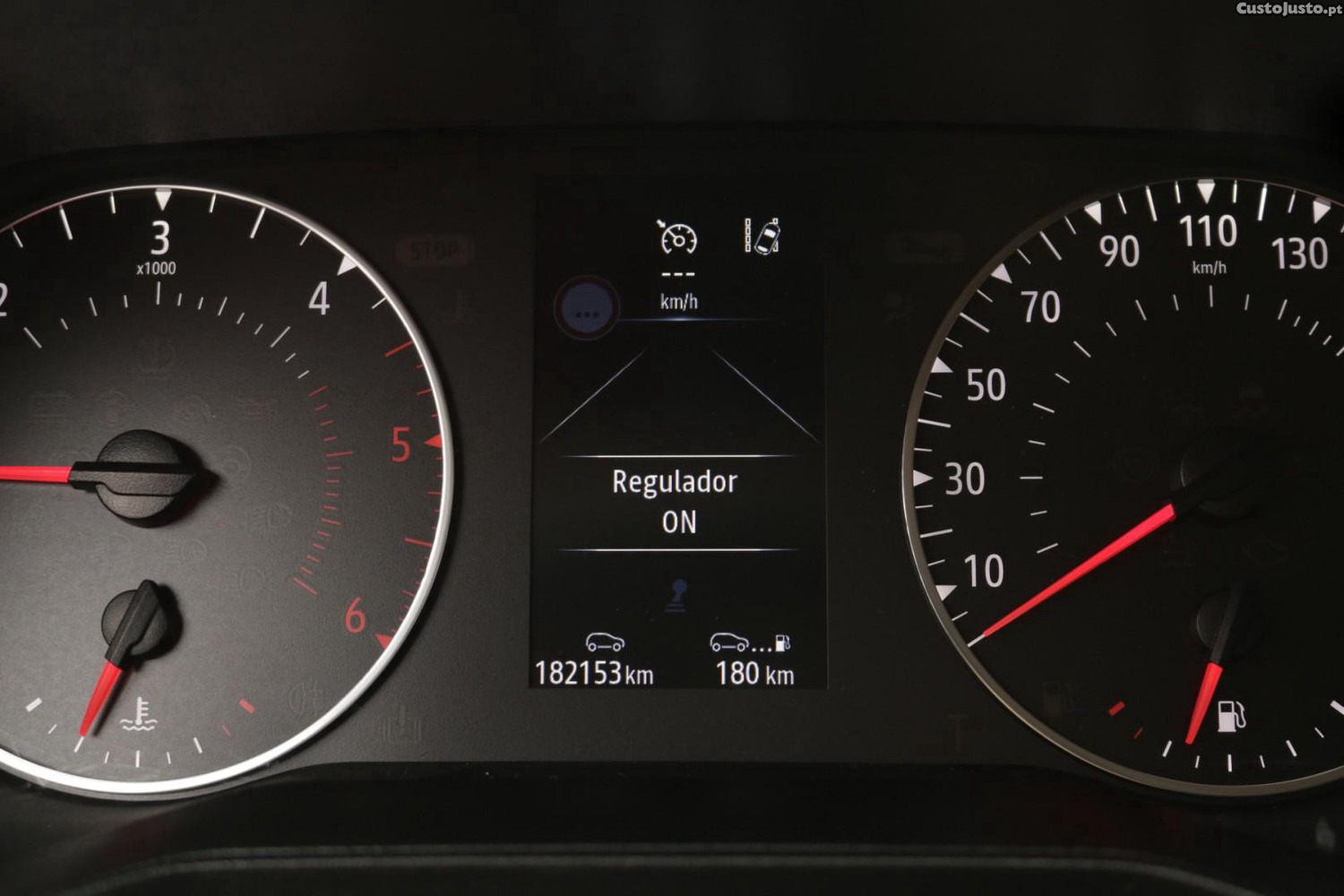 Renault Clio 1.5 Blue DCI Evolution 100cv — fotografia 17