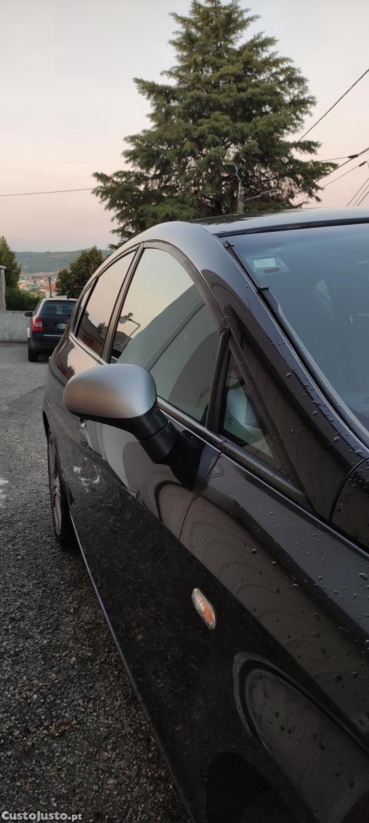SEAT Leon FR 170cv — fotografia 4