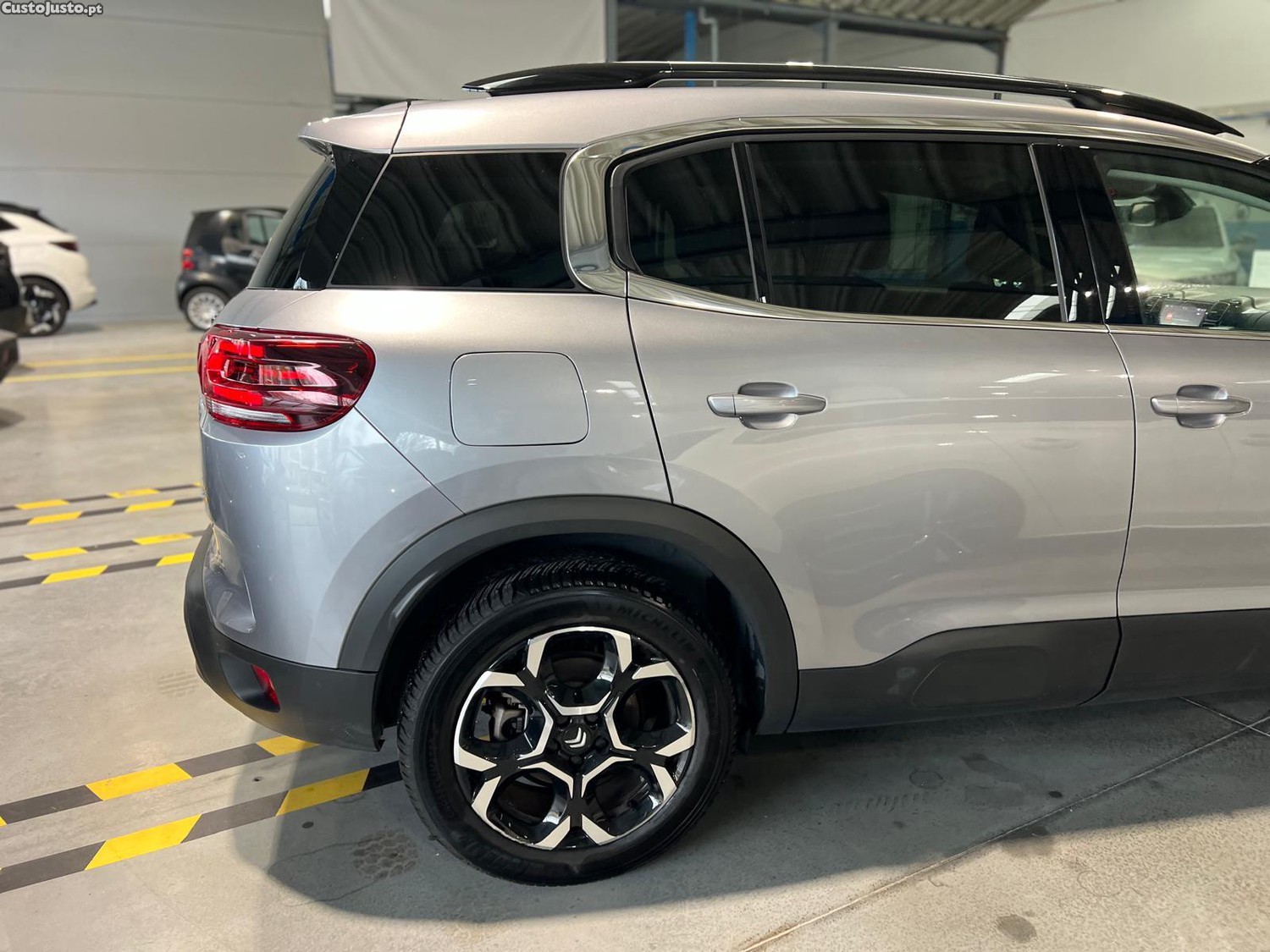 Citroën C5 Aircross 1.5 BlueHDi Shine EAT8 — fotografia 17