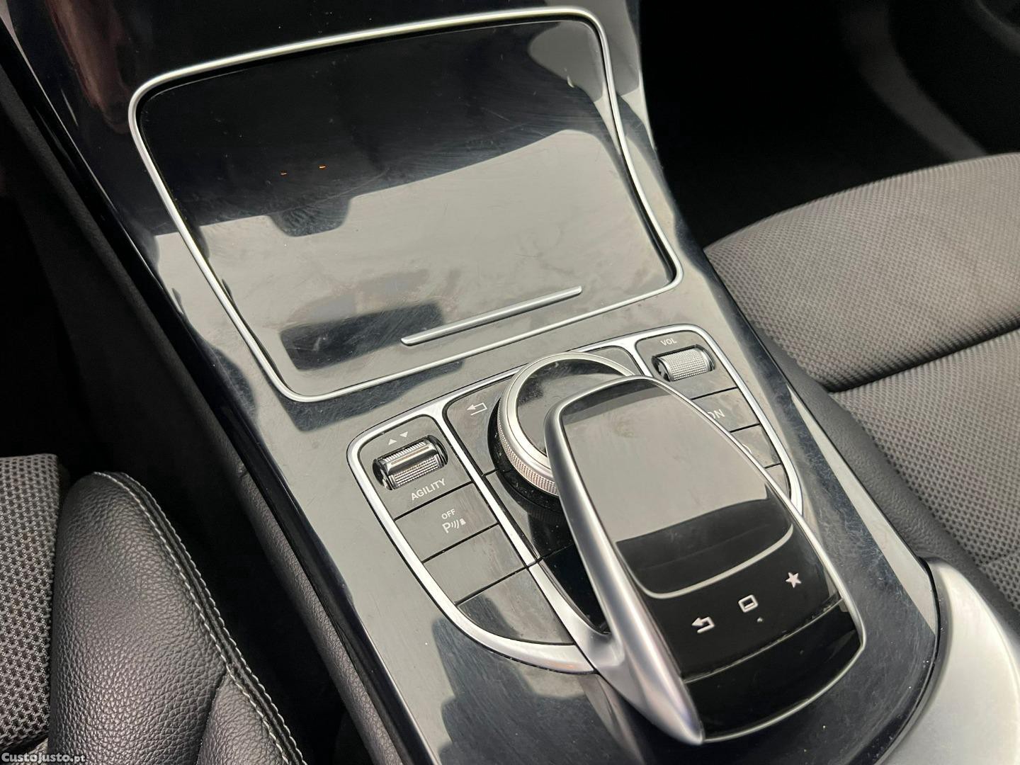 Mercedes-Benz C 220 AUTO — fotografia 5