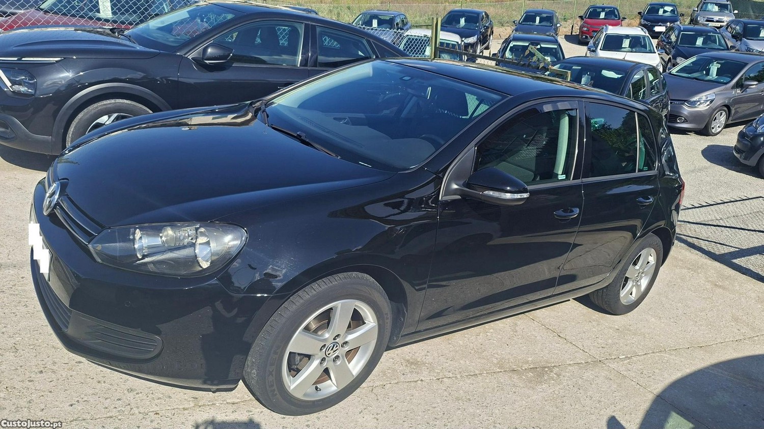 VW Golf 1.6 TDi Confortline - 12 foto 2