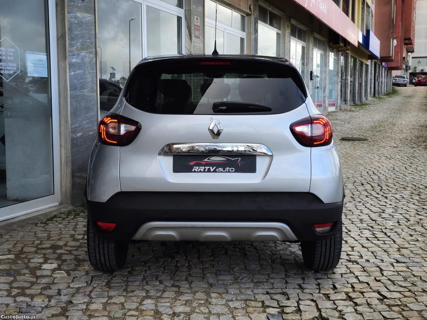 Renault Captur 0.9 TCE Exclusive — fotografia 8