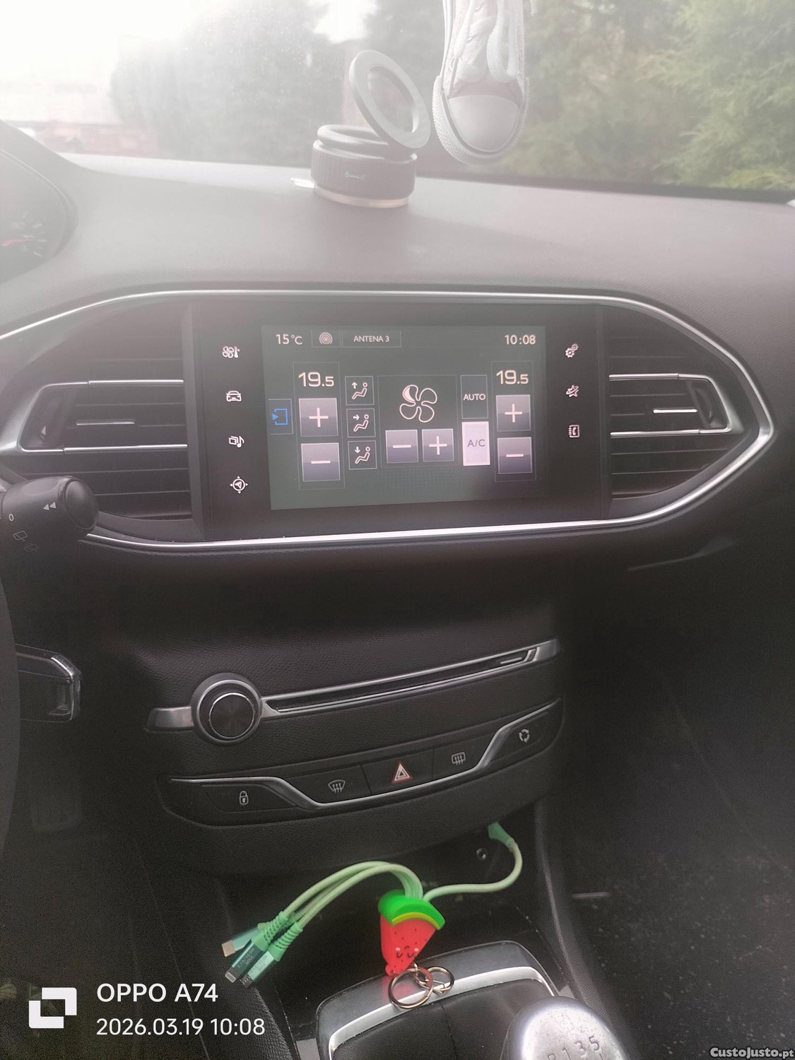 Peugeot 308 1.6 bluehdi — fotografia 3