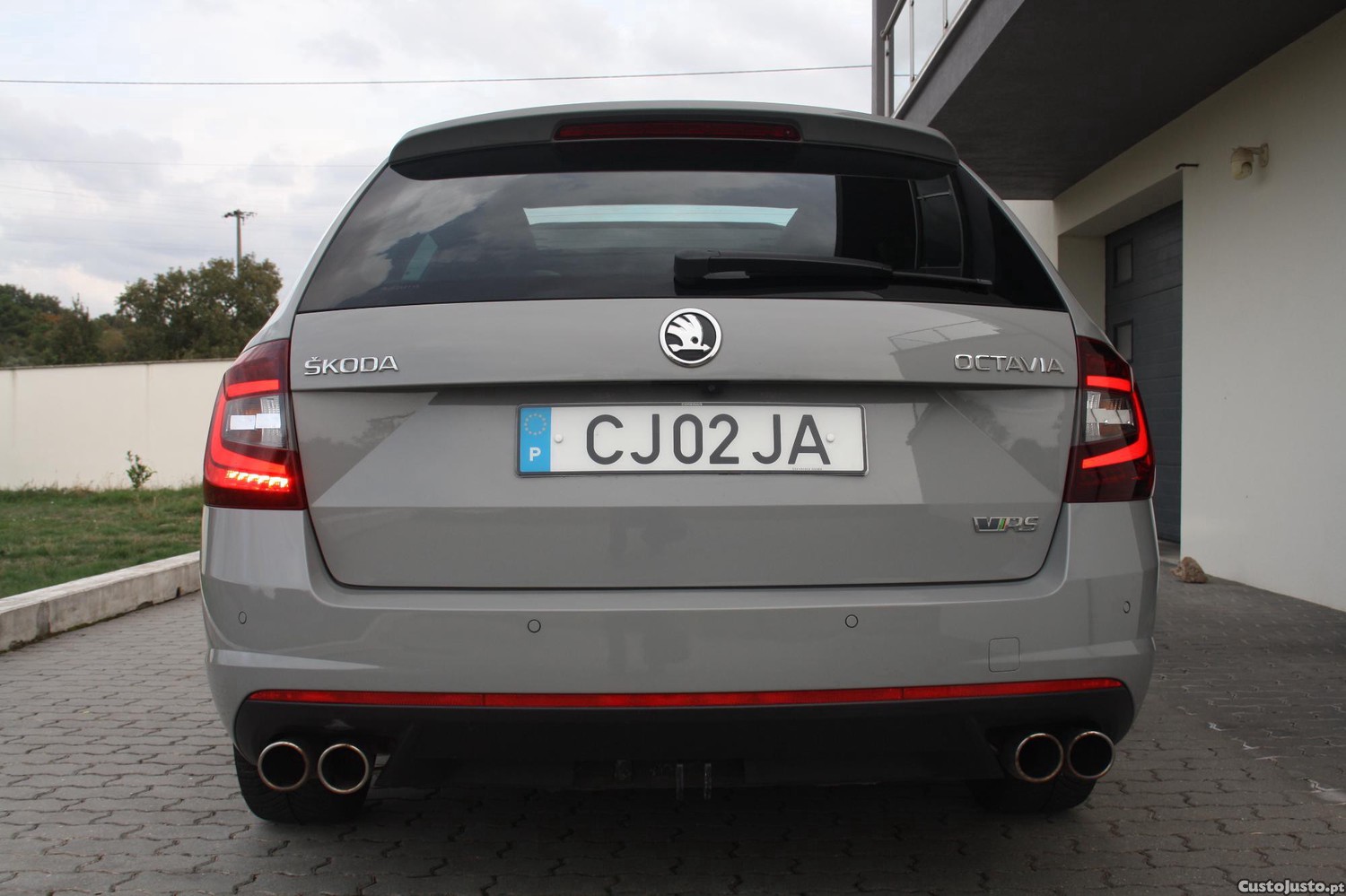 Skoda Octavia 2.0 TDI VRS DSG - 18 foto 5