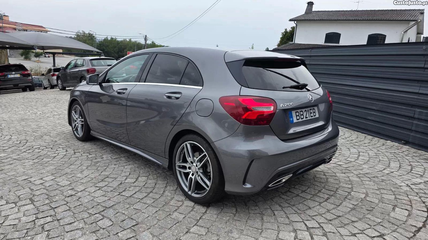 Mercedes-Benz A 200 Amg line — fotografia 19