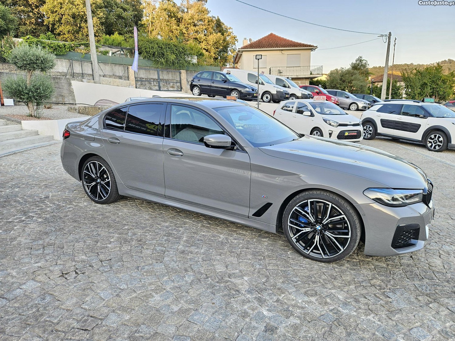 BMW 540 545E XDRIVE G30 — fotografia 19