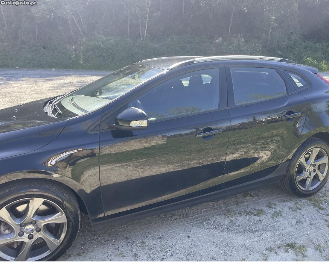 Volvo V40 Cross Country D2 - 16 foto 4
