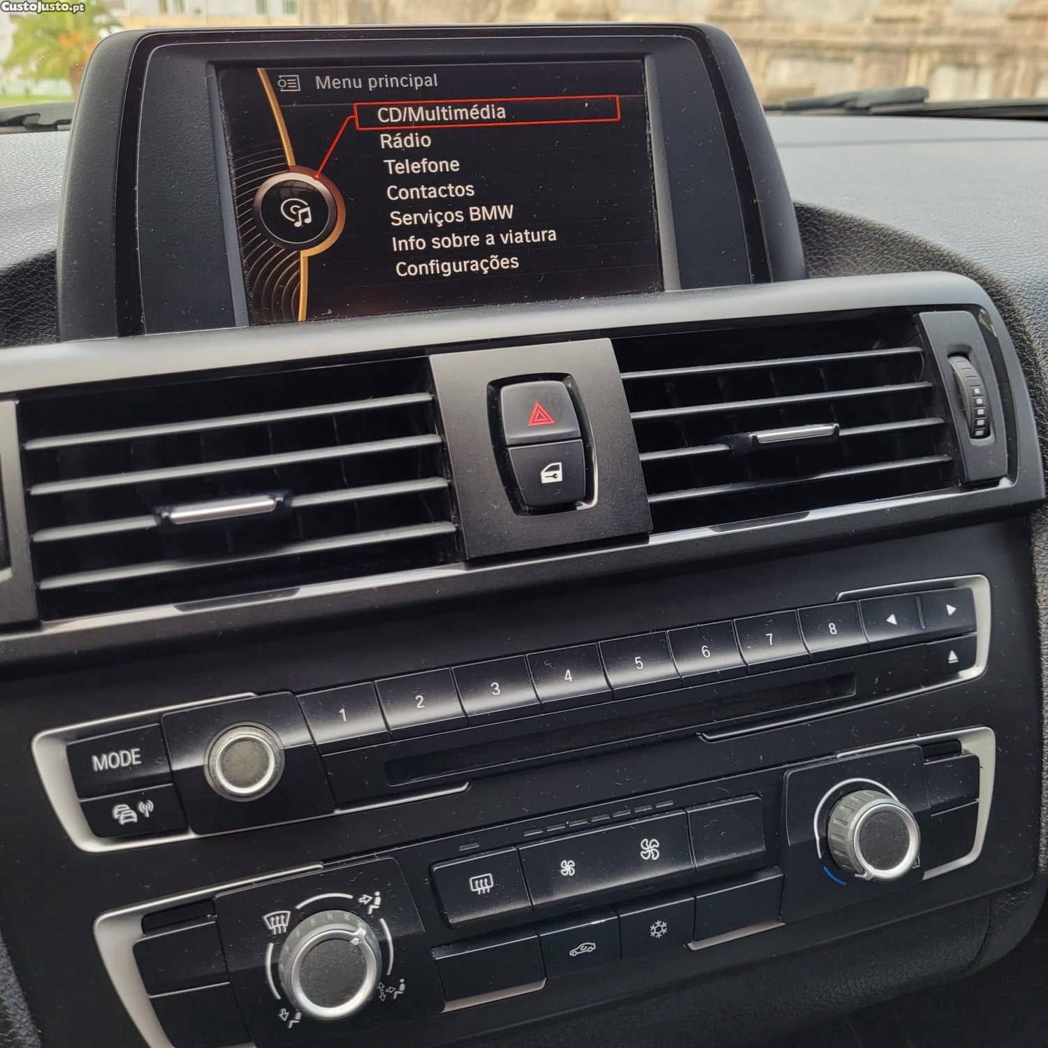 BMW 118 dA Line Urban — fotografia 6