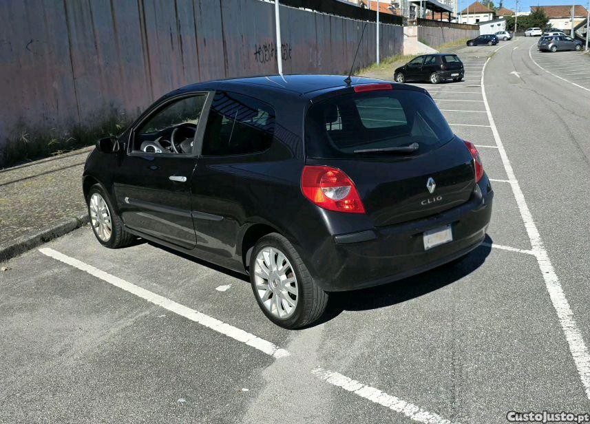 Renault Clio corfort - 08 foto 4