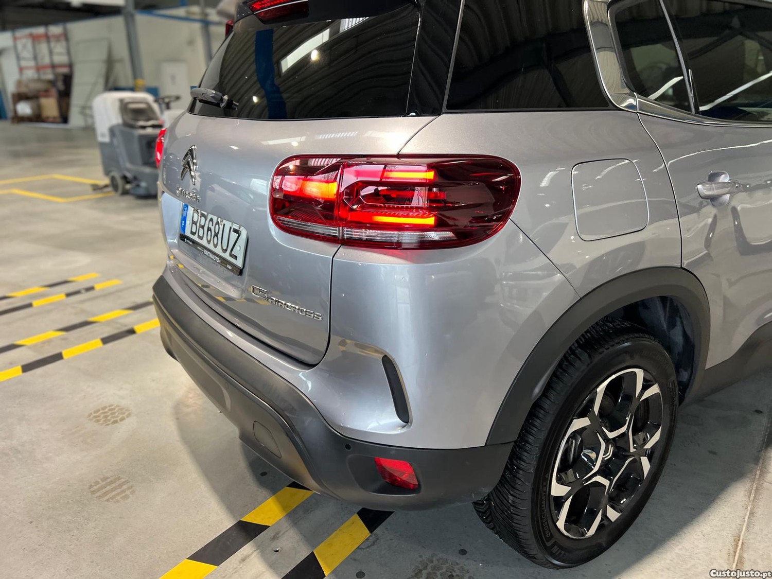 Citroën C5 Aircross 1.5 BlueHDi Shine EAT8 — fotografia 16