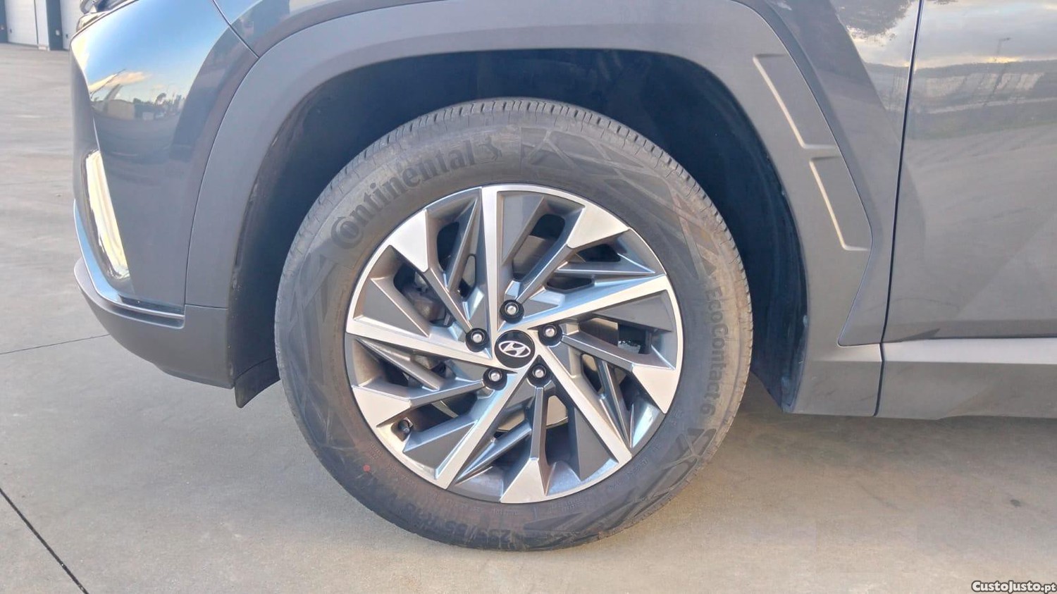 Hyundai Tucson 1.6 CRDi Vanguard — fotografia 2