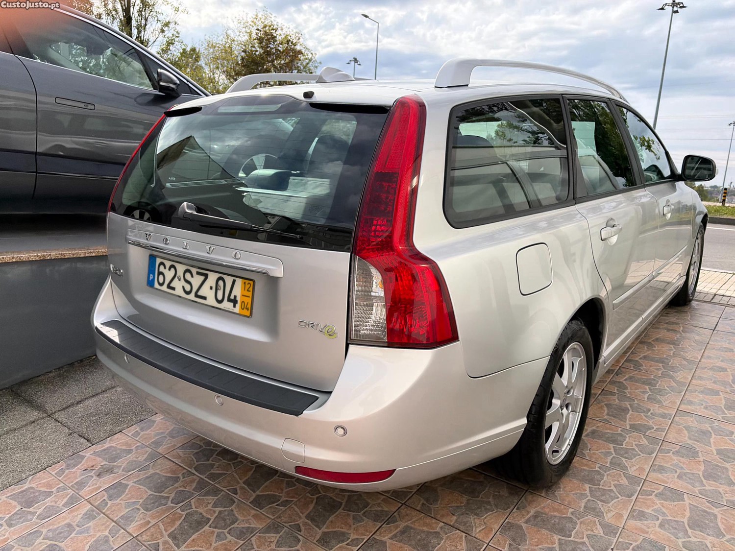 Volvo V50 1.6 D STATION e-DRIVE MOMENTUM 115 CV — photo 2