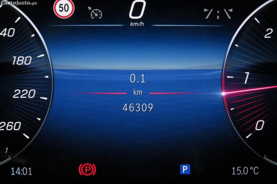 Mercedes-Benz C 300 d AMG Line — fotografia 3
