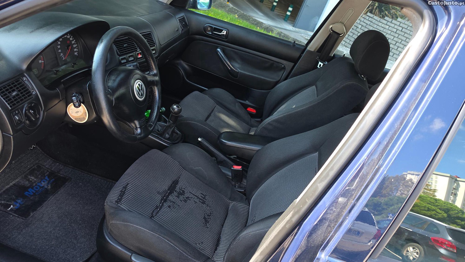 VW Golf 1.9 TDi 115cv — photo 3