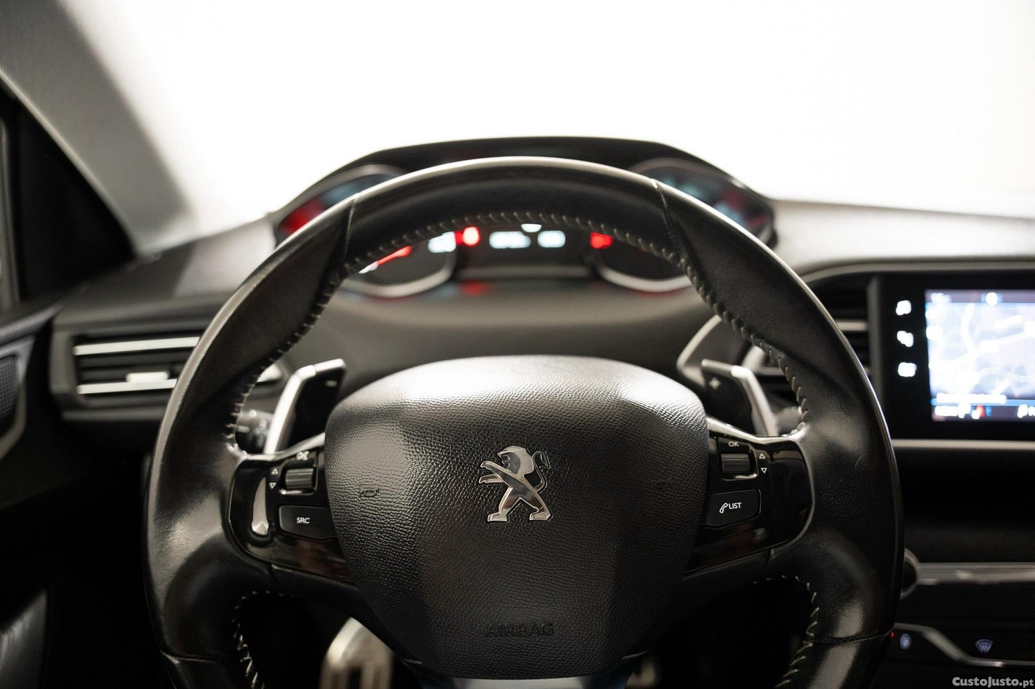 Peugeot 308 1.2 PureTech Allure EAT8 — fotografia 7
