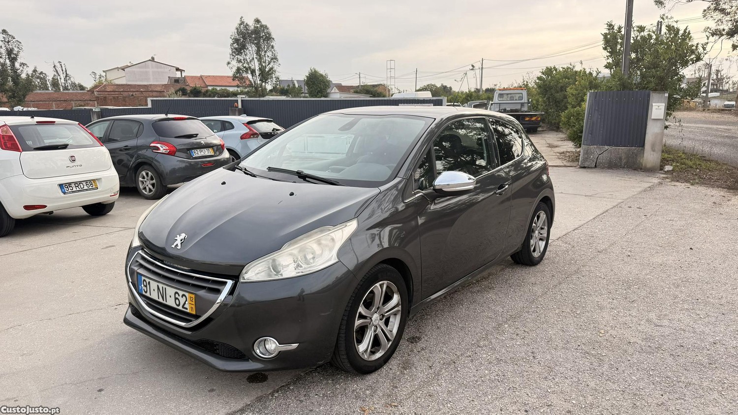 Peugeot 208 1.2 VTI Allure de 2012 — photo 2