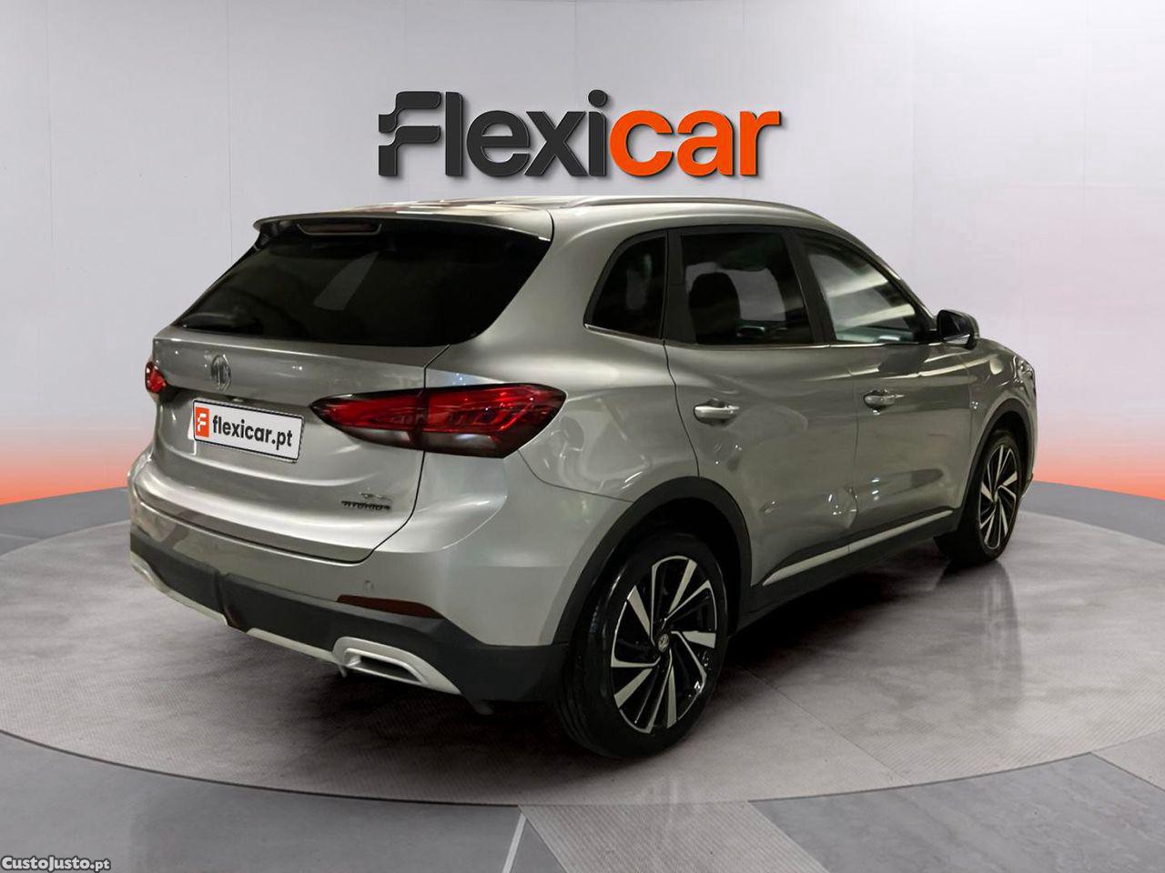 MG ZS 1.5 Hybrid+ Luxury - 25 — photo 4