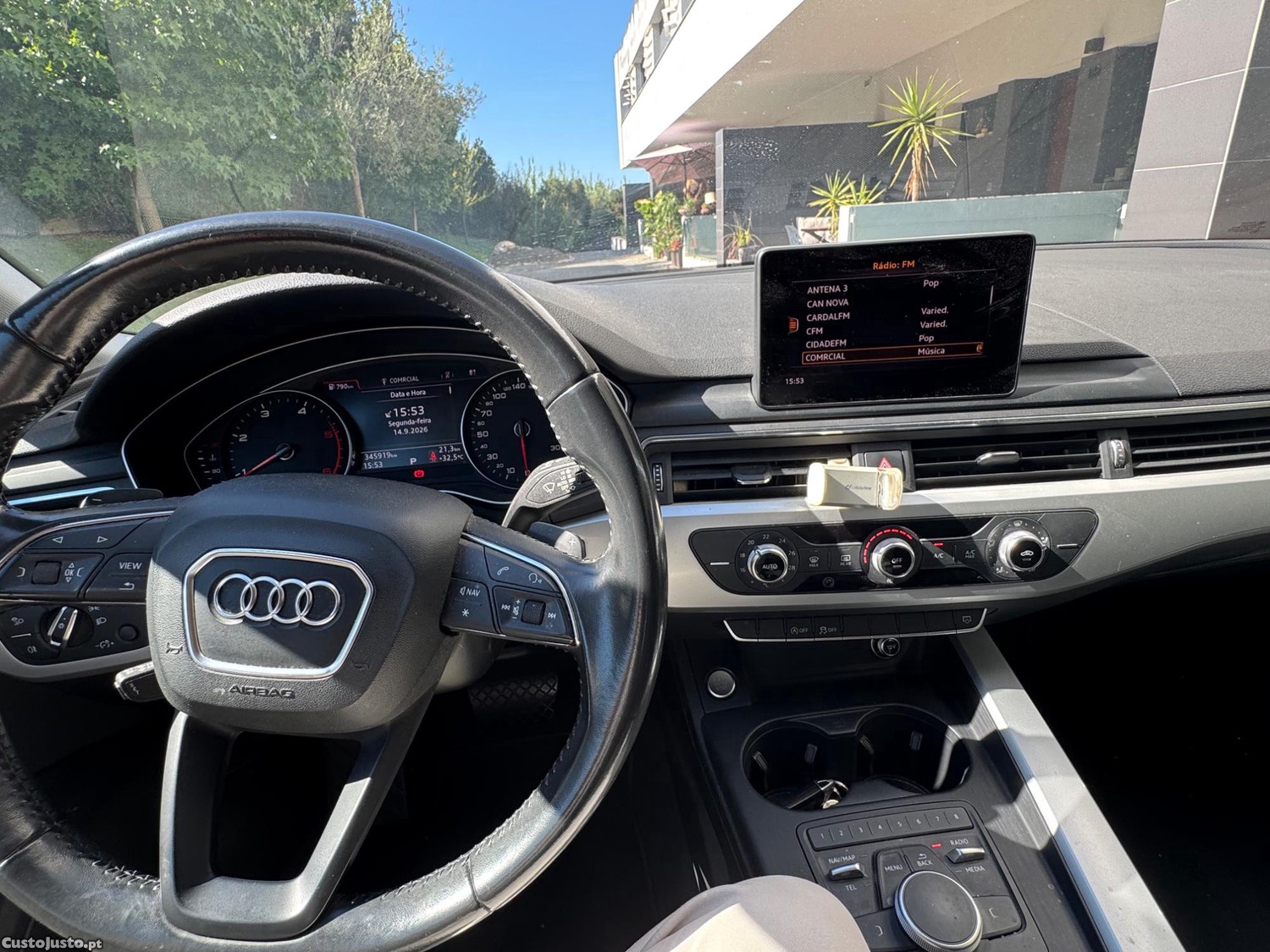 Audi A4 Avant - 18 — photo 3