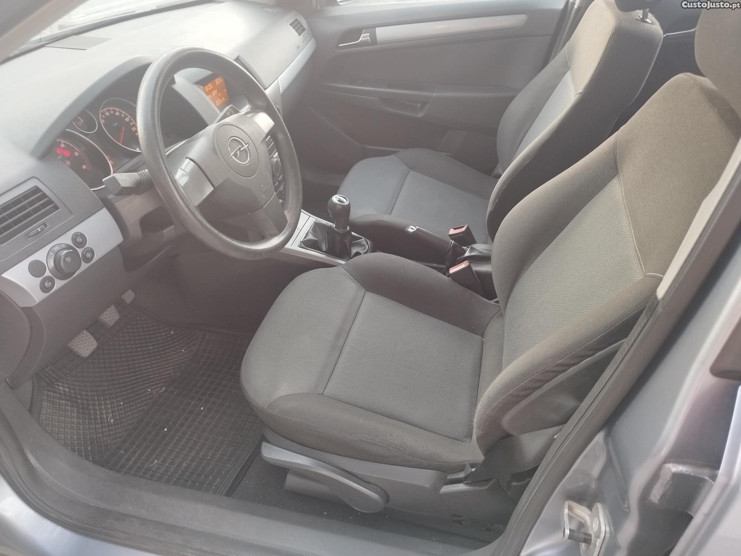 Opel Astra 1.7cdti - 05 foto 5