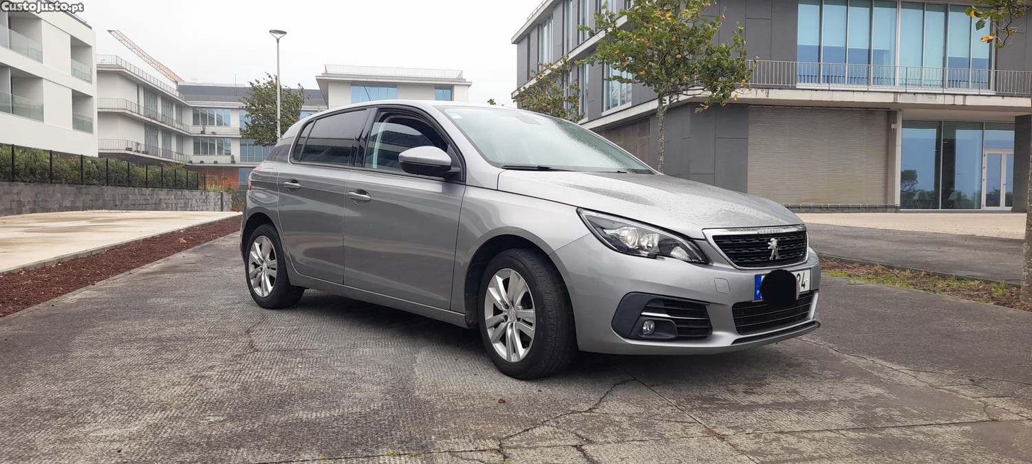 Peugeot 308 1.6 diesel - 17 — photo 2