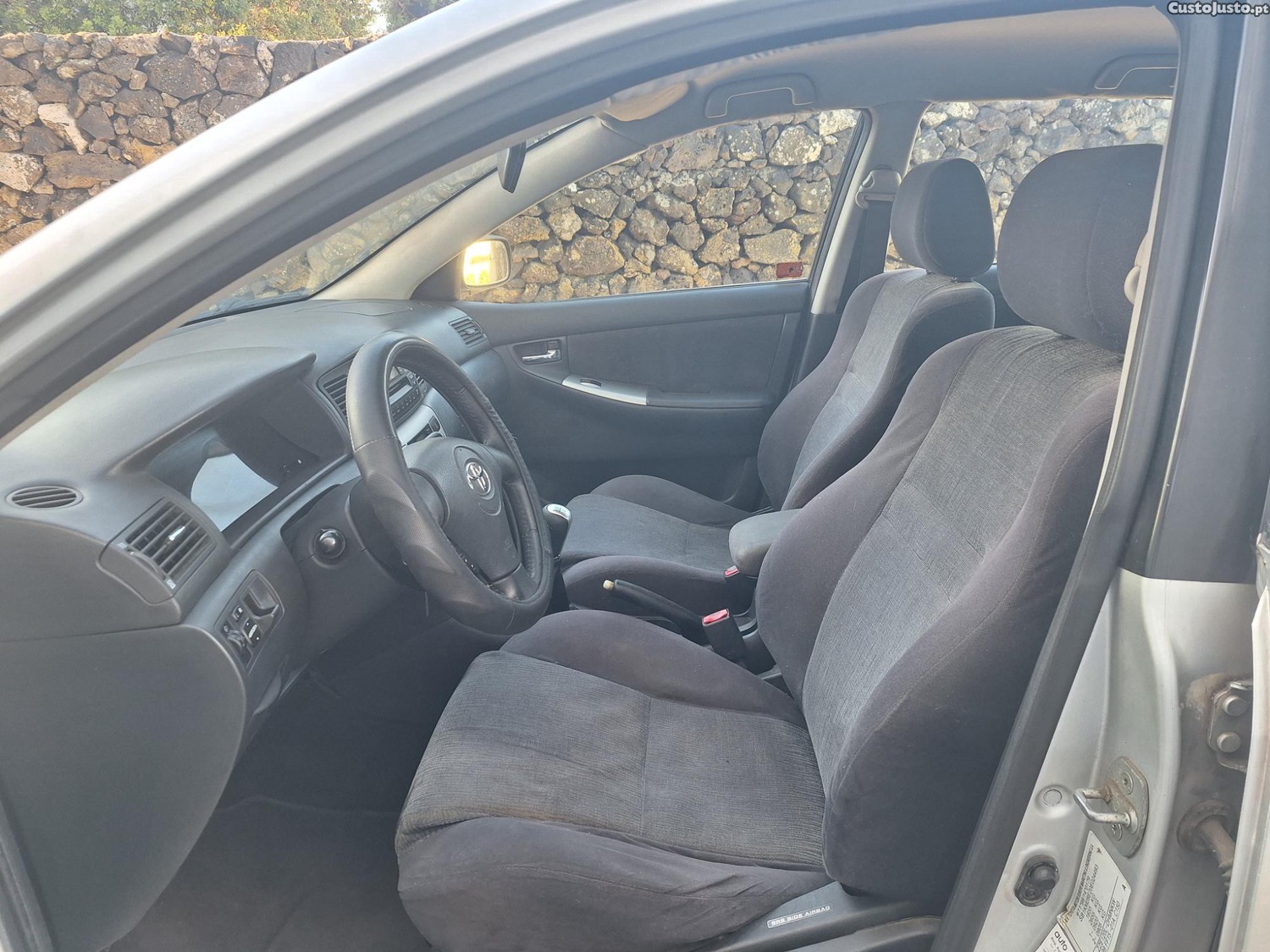 Toyota Corolla VVT-i — photo 3