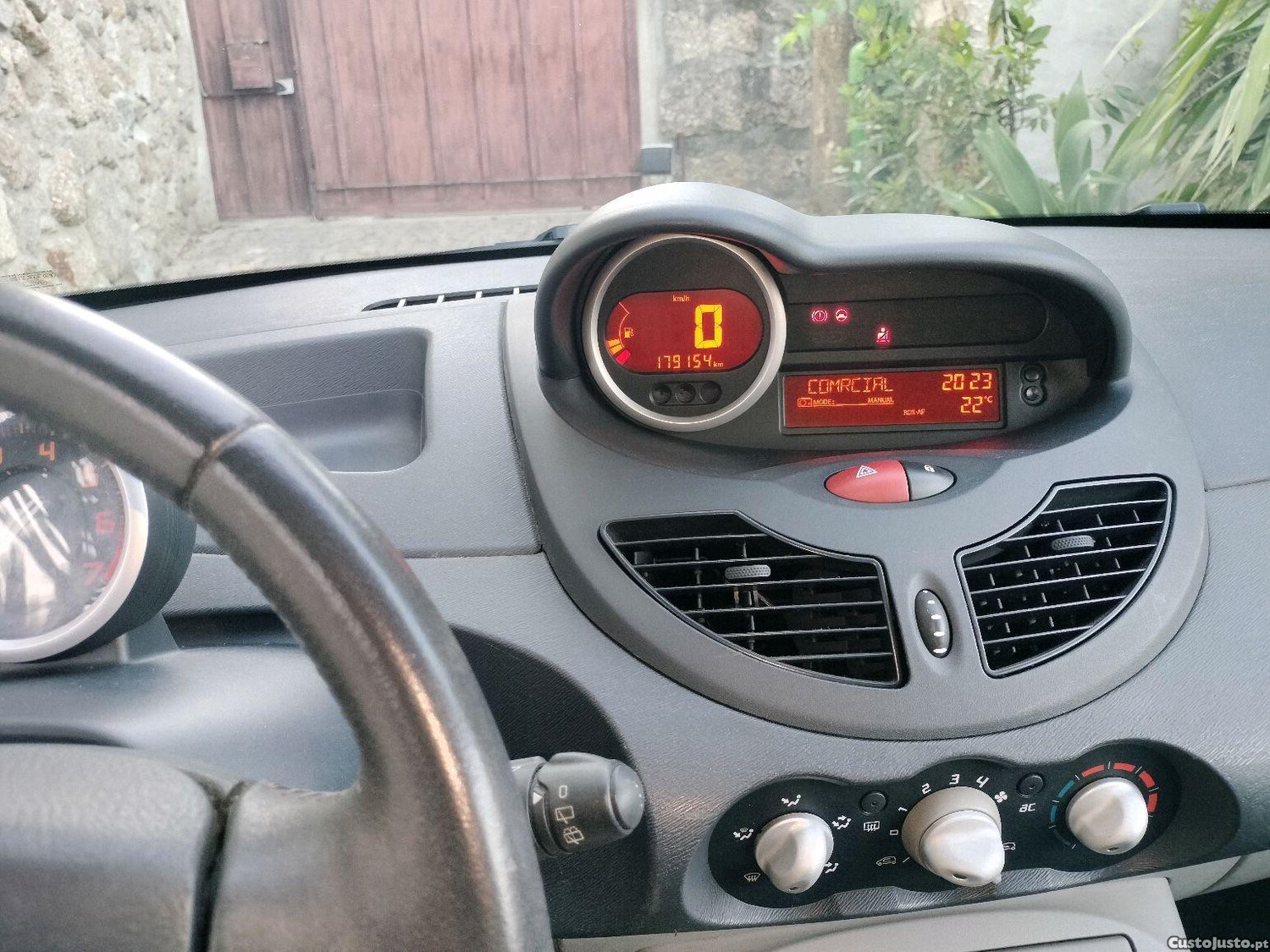 Renault Twingo 1.2 - 08 — photo 4