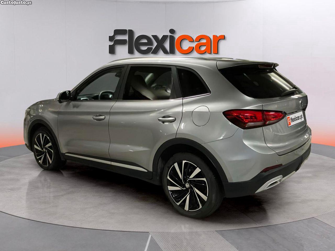 MG ZS 1.5 Hybrid+ Luxury - 25 — photo 3