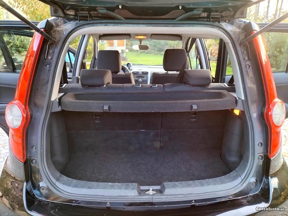 Opel Agila 1.0 ECOFLEX GPL — fotografia 2