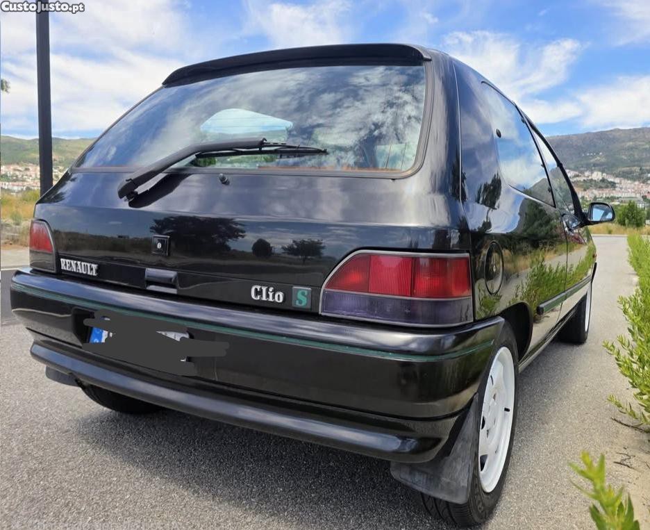 Renault Clio 1.4 S — photo 3