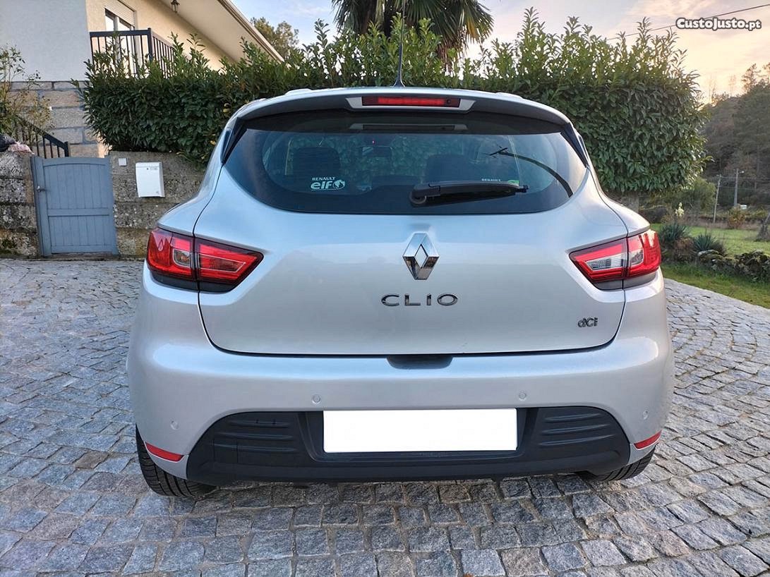 Renault Clio 1.5 DCI Energy Intens 90cv — fotografia 7