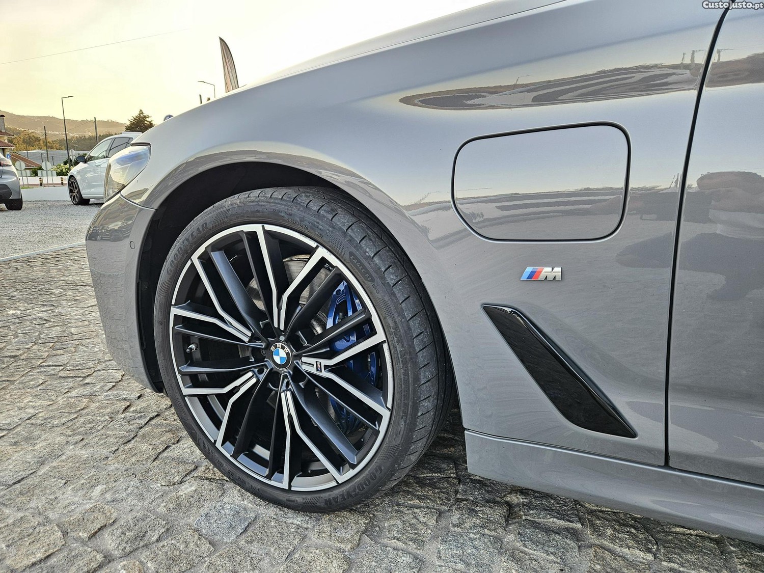 BMW 540 545E XDRIVE G30 — fotografia 18