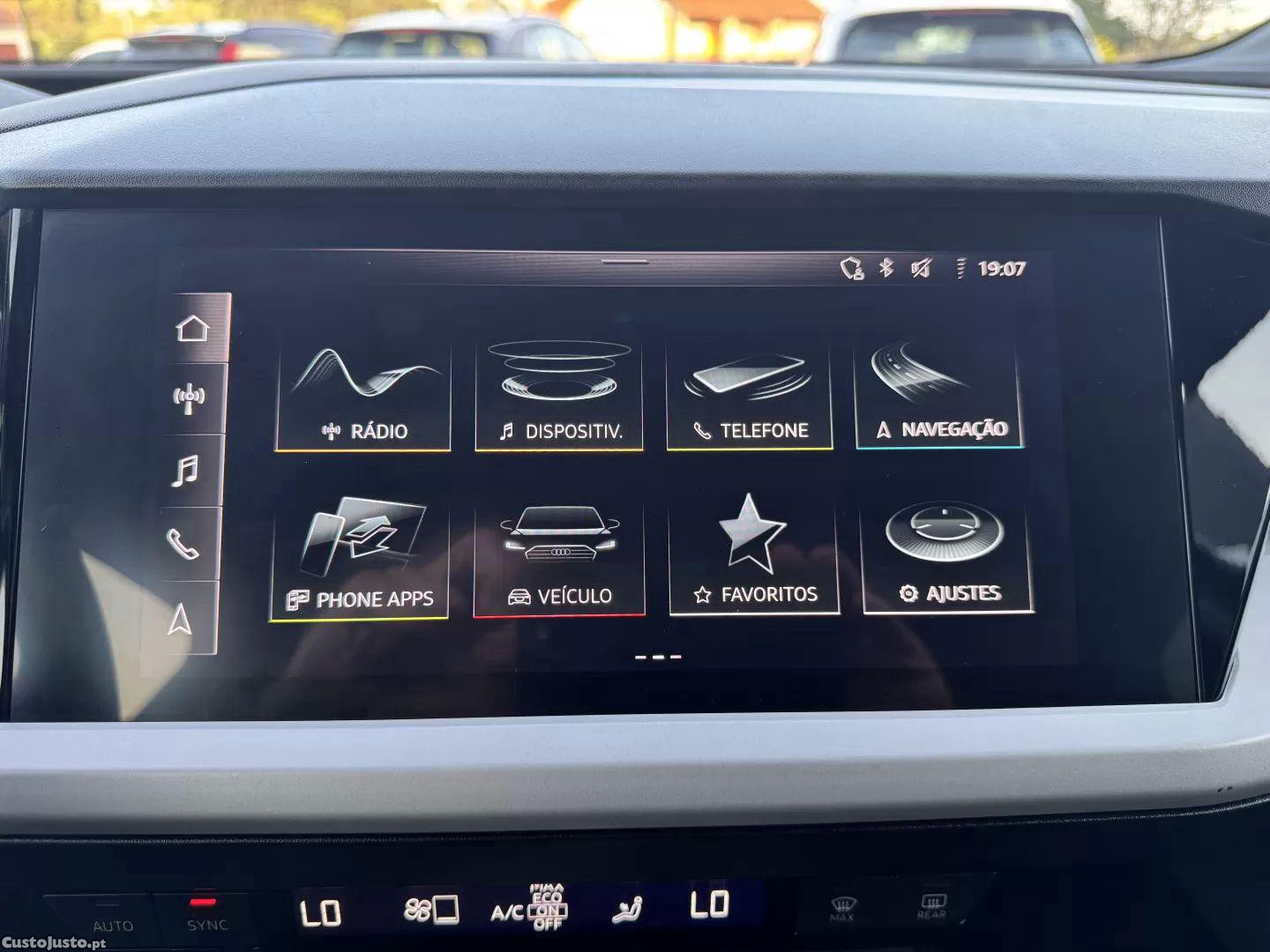 Audi Q4 40 82 kwh — fotografia 19