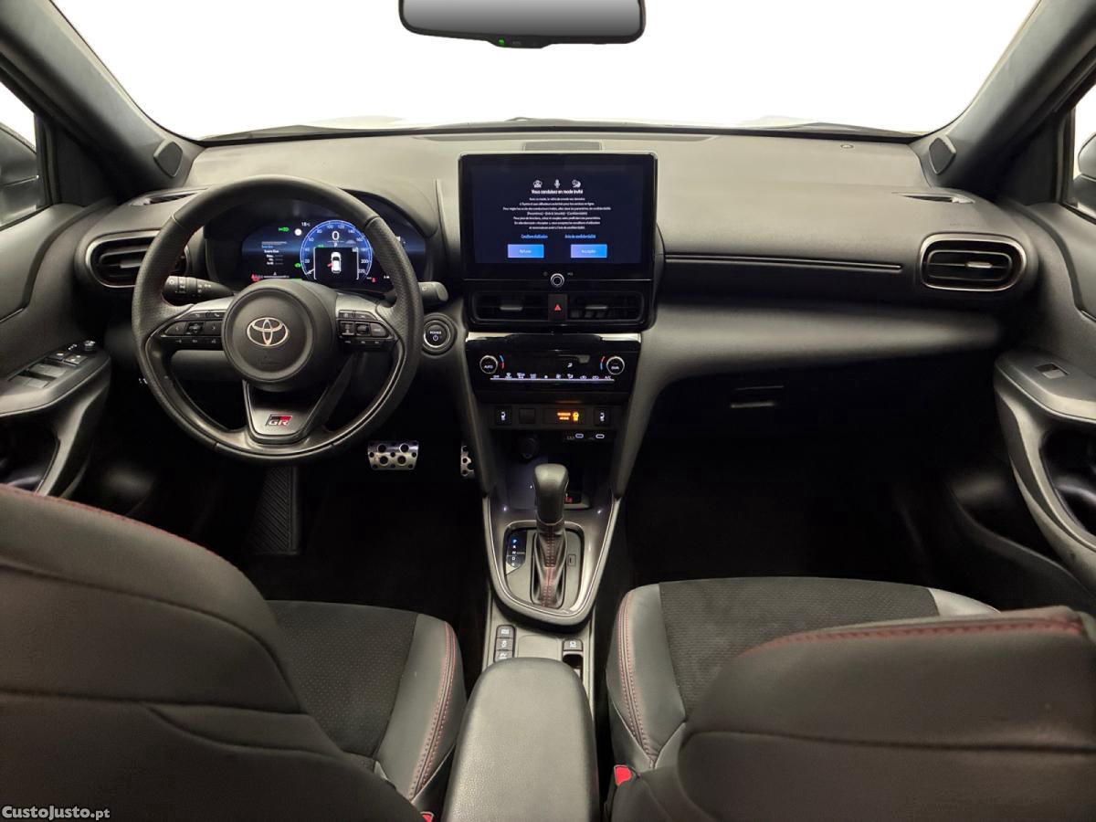 Toyota  1.5 HDF GR Sport - 25 foto 4