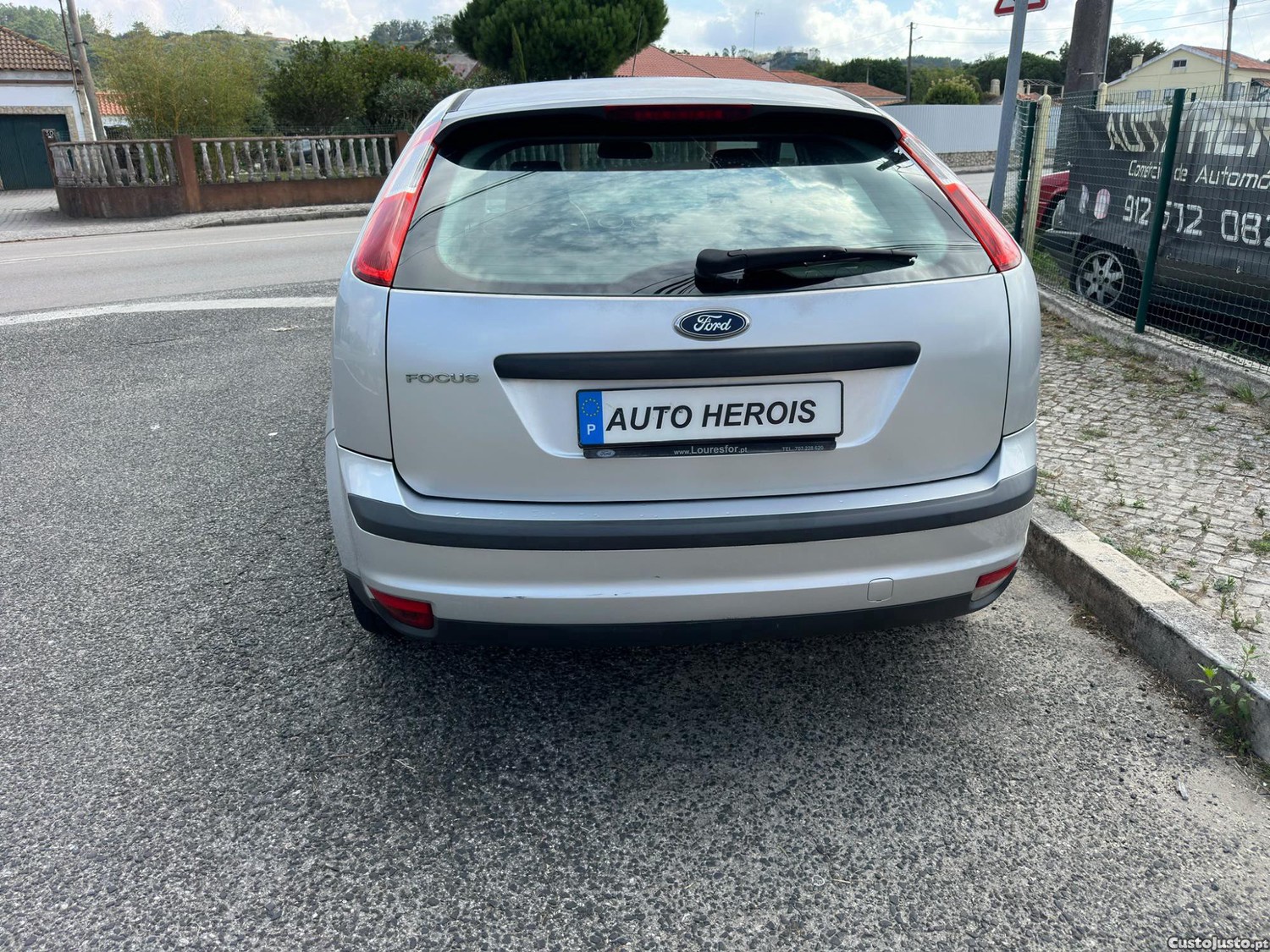 Ford Focus 1.4 gasolina iuc barato — photo 3