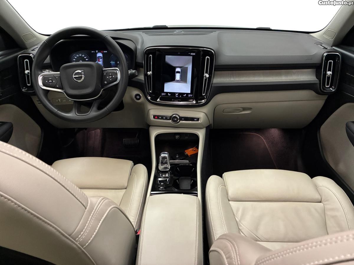 Volvo XC40 1.5 T5 PHEV Luxury Inscription DCT7 - 22 — photo 4
