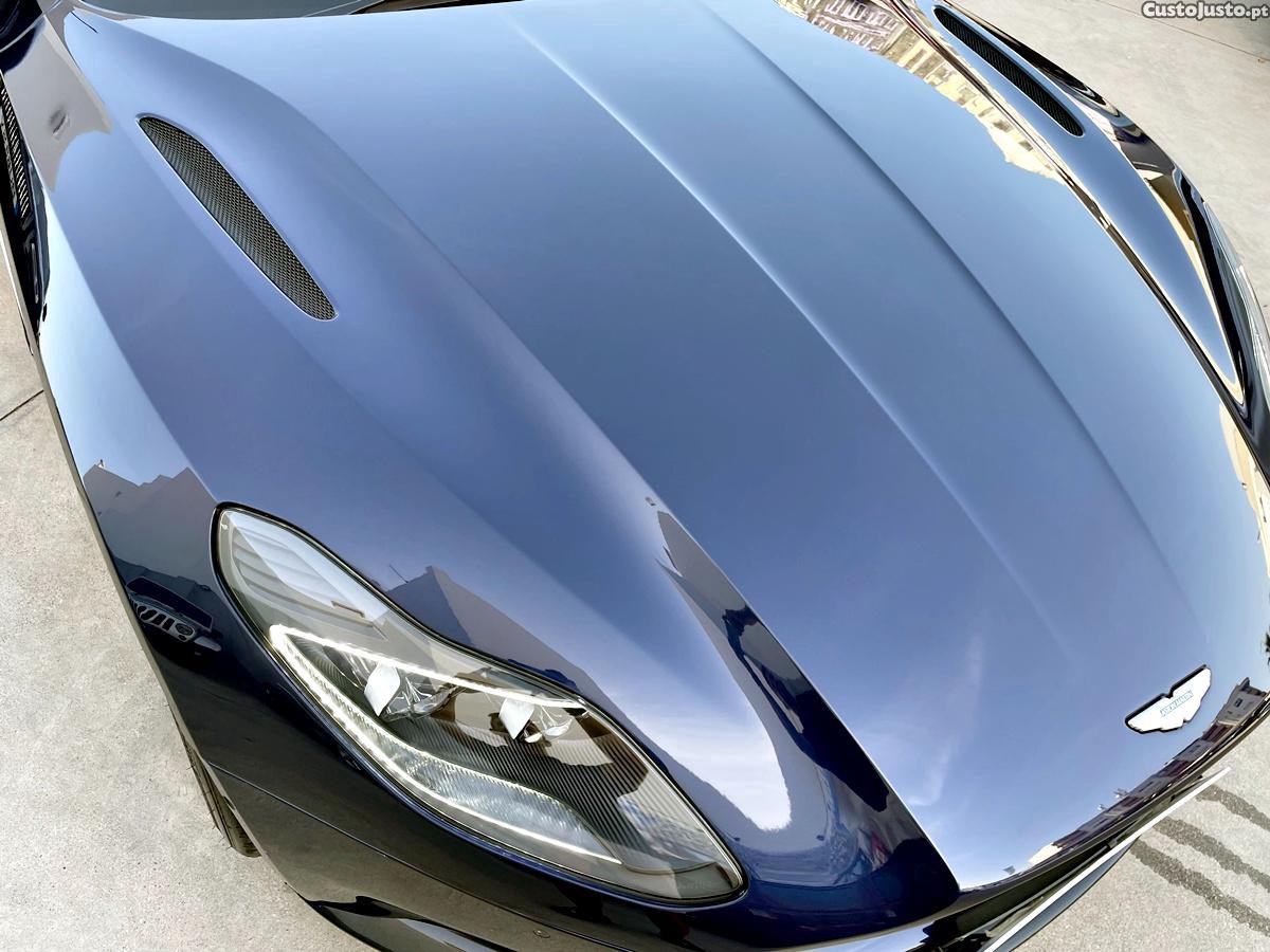 Aston Martin Volante DB11 — fotografia 16